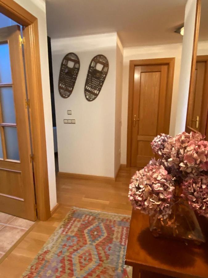 Ferienwohnung Atico Jaca A 200 M De La Ciudadela Exterior foto