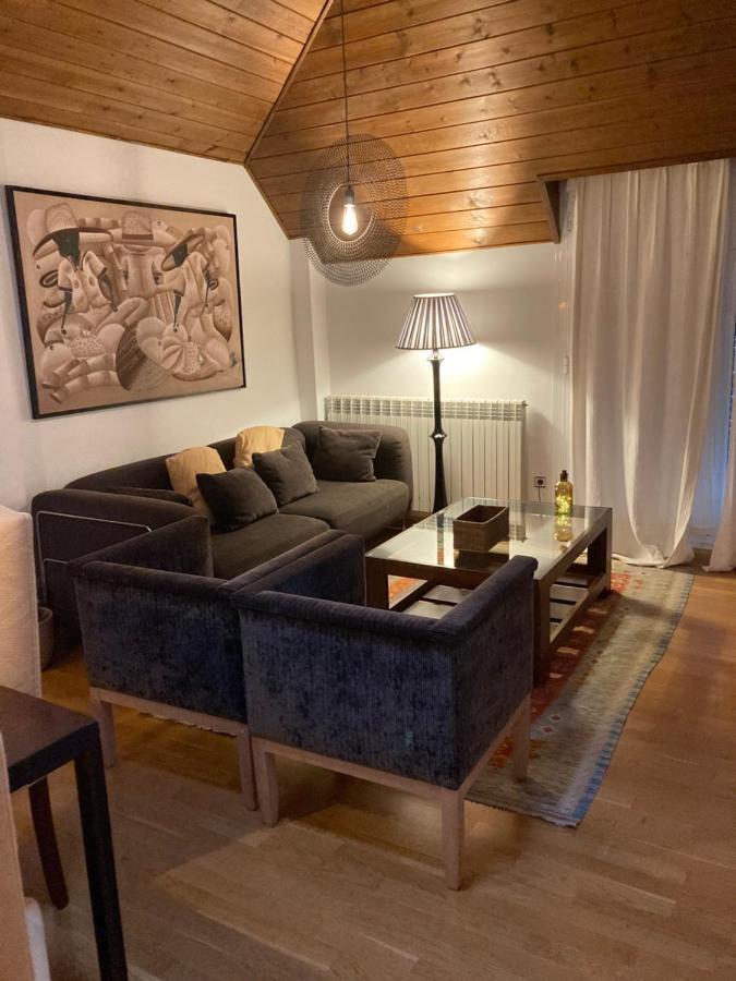 Ferienwohnung Atico Jaca A 200 M De La Ciudadela Exterior foto